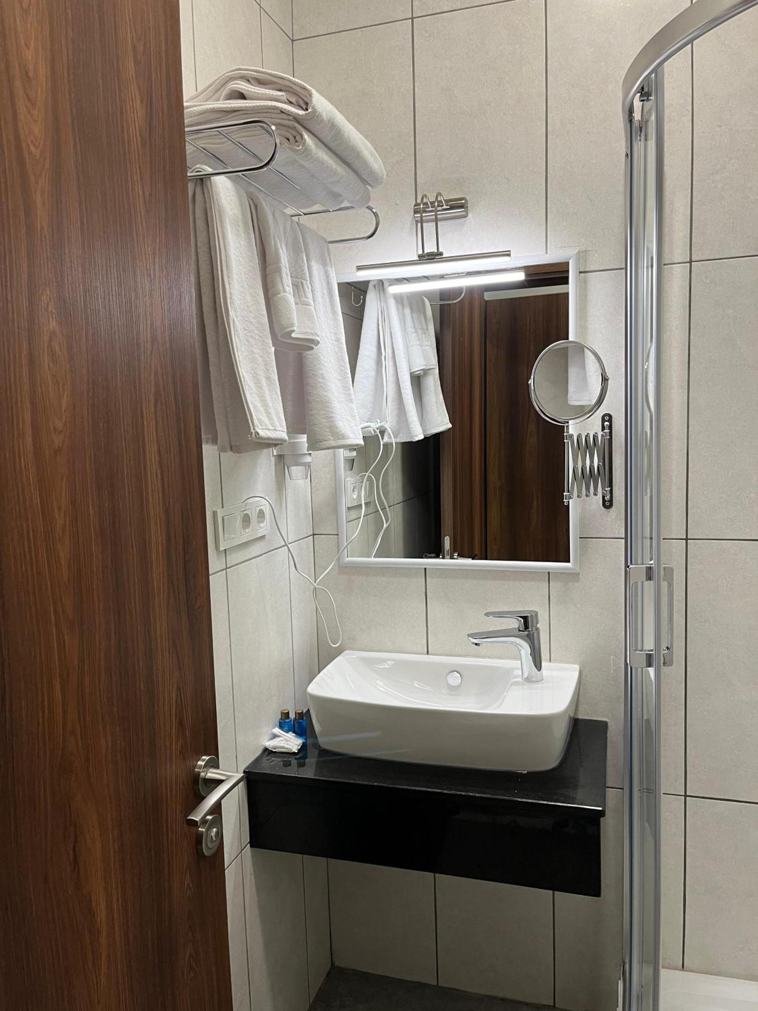 Andi Hotel 伊斯坦布尔 外观 照片